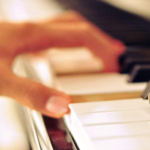 第三期黄色日女人
